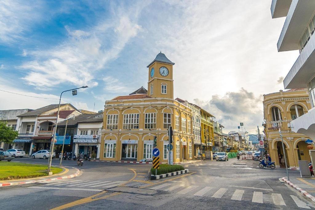 Oyo 586 I Hostel Phuket Luaran gambar
