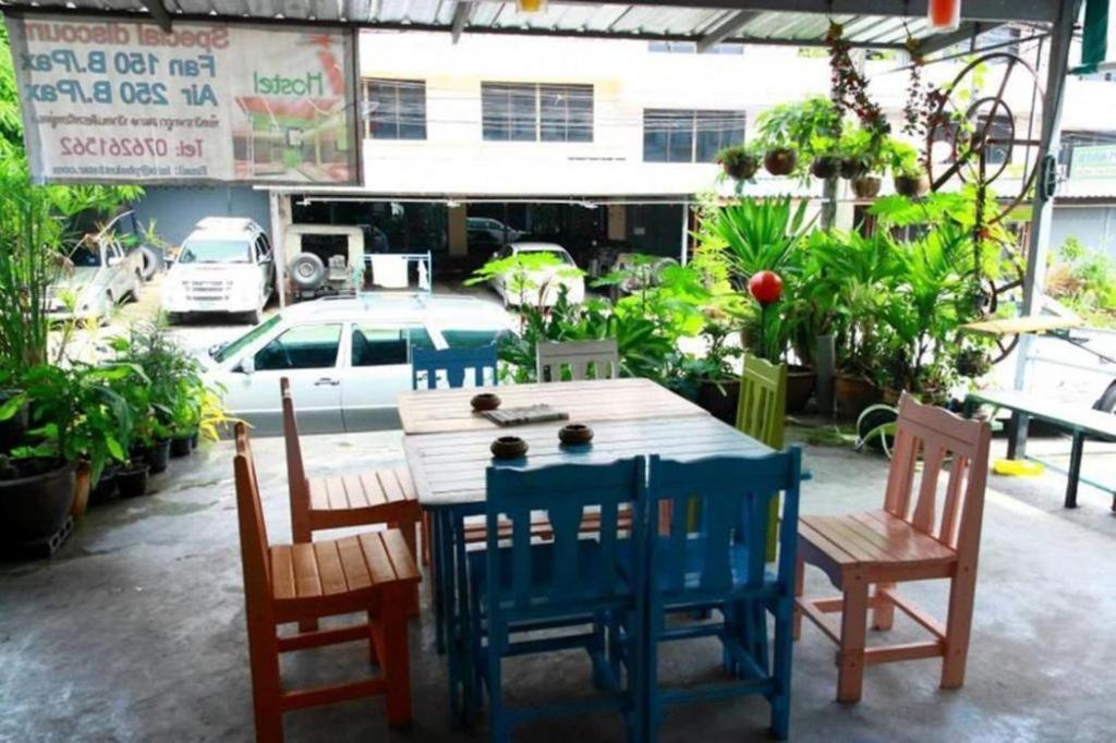 Oyo 586 I Hostel Phuket Luaran gambar