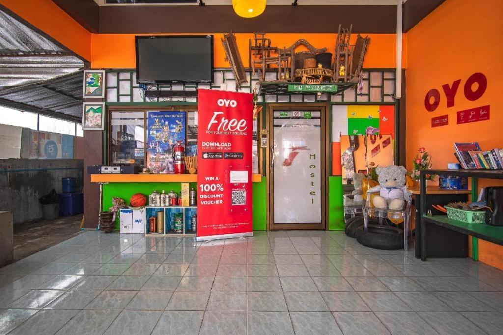 Oyo 586 I Hostel Phuket Luaran gambar