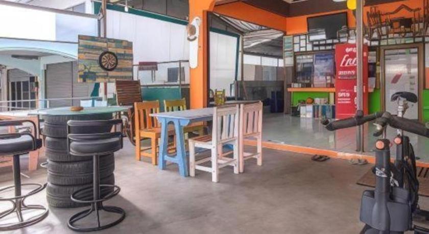 Oyo 586 I Hostel Phuket Luaran gambar