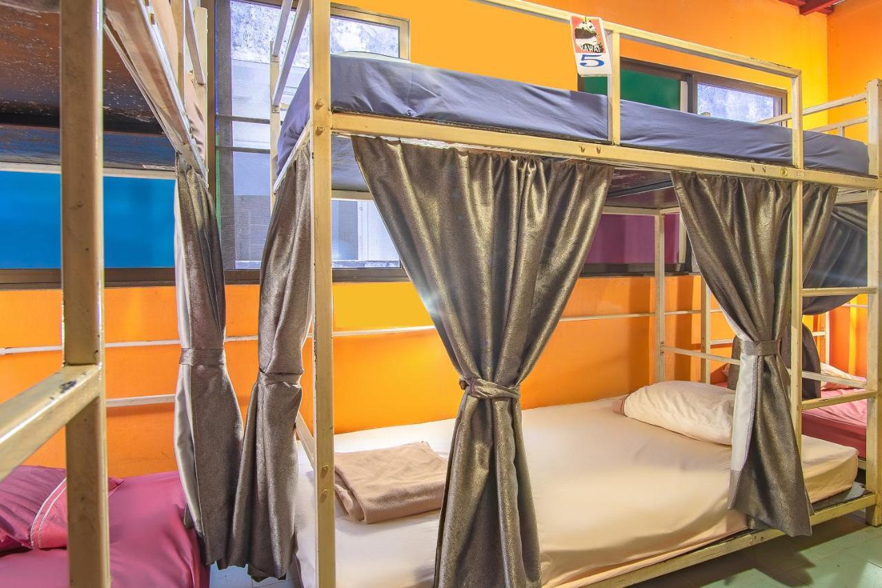 Oyo 586 I Hostel Phuket Luaran gambar